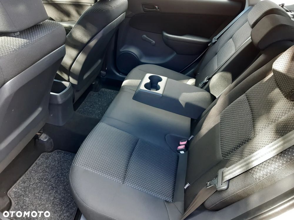 Hyundai i30 1.6 CRDi Comfort - 8