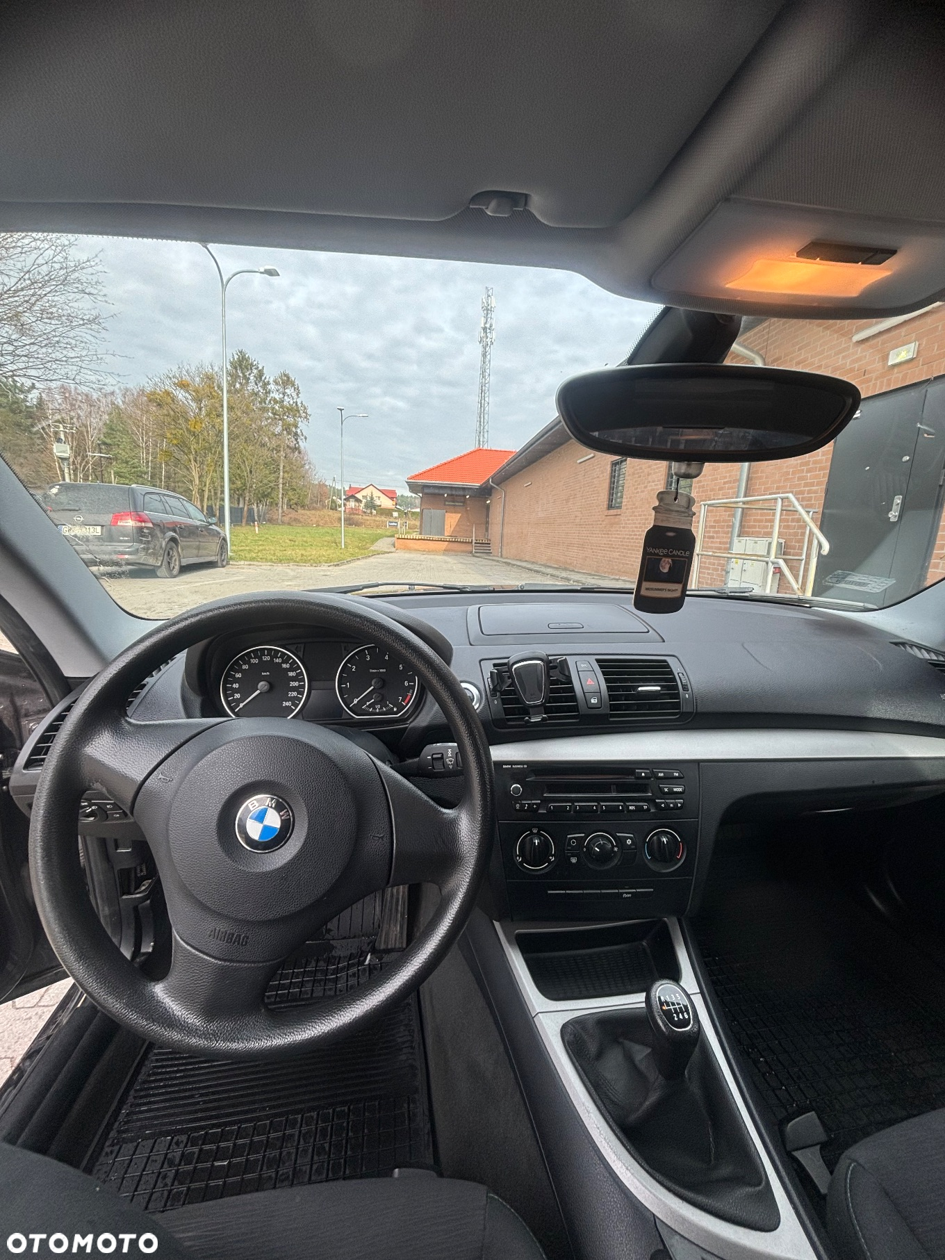 BMW Seria 1 116i - 6