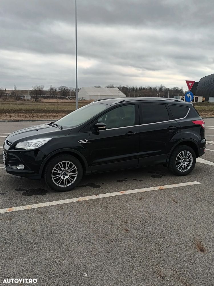 Ford Kuga 2.0 TDCi 4x4 Aut. Titanium - 6