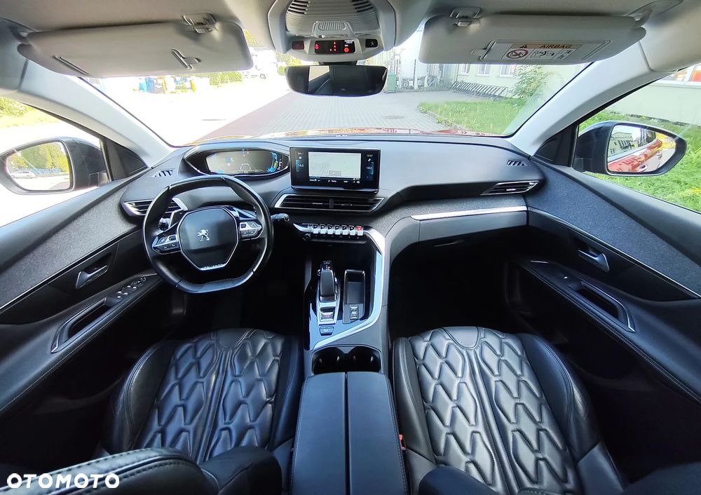 Peugeot 3008 1.6 PureTech Hybrid4 PHEV Allure S&S EAT8 - 31