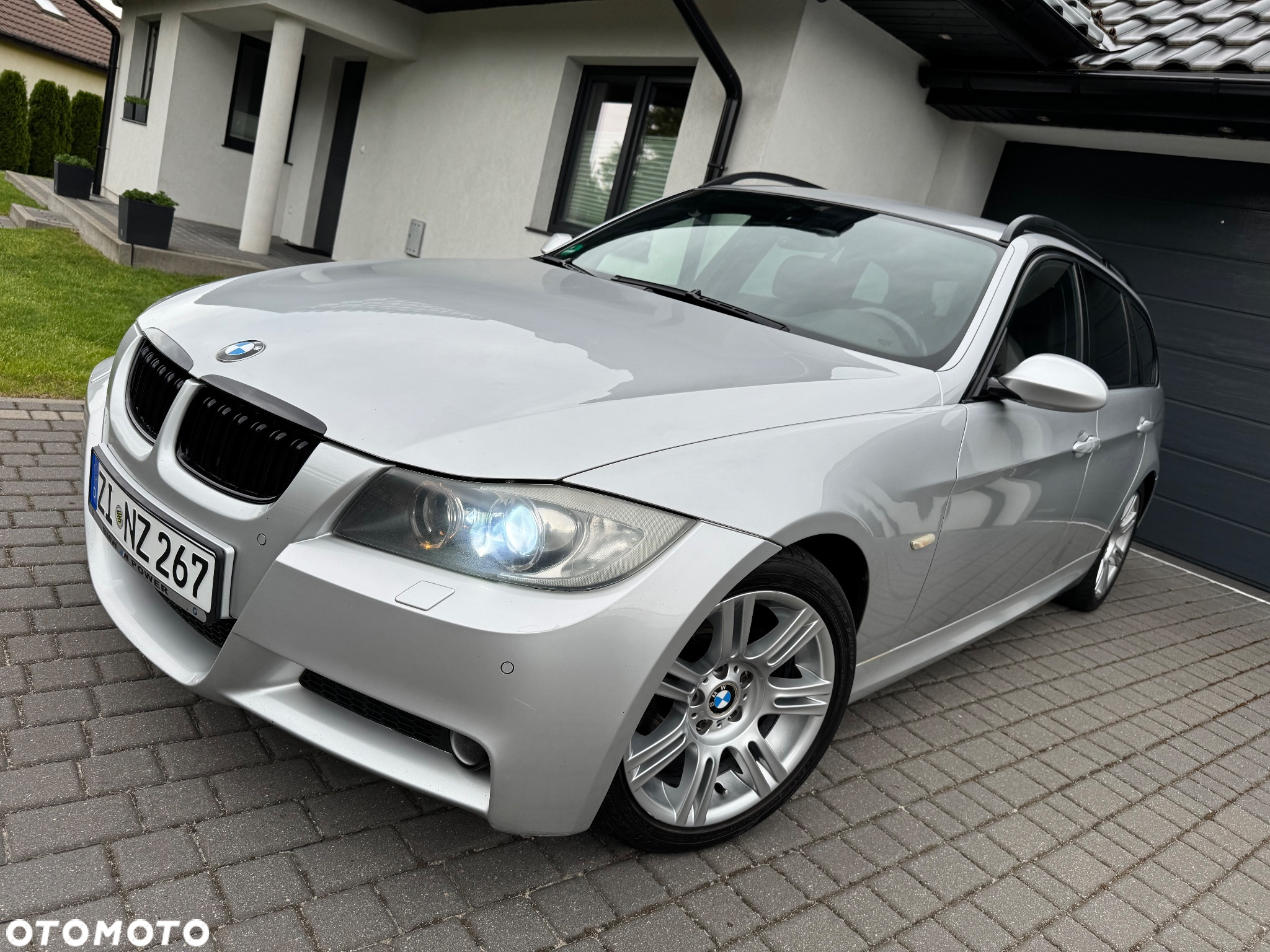 BMW Seria 3 318d - 26