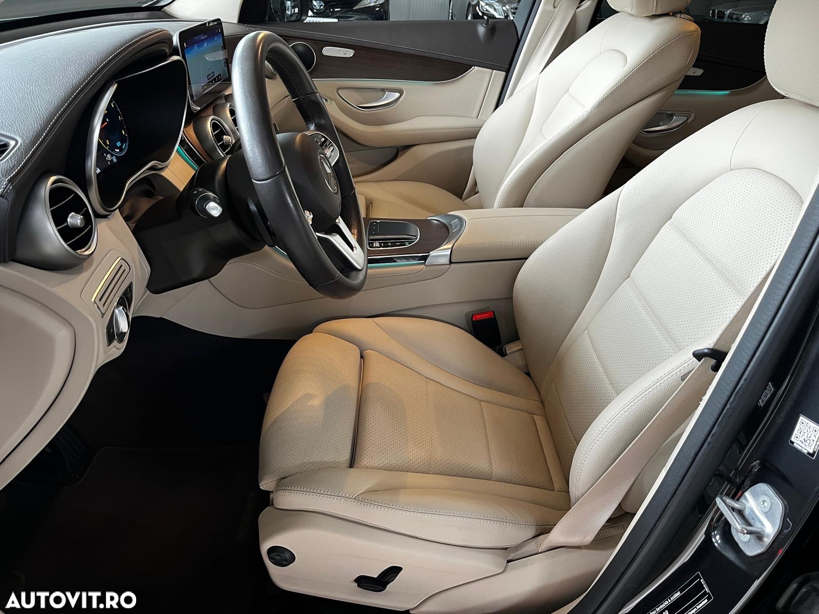 Mercedes-Benz GLC Coupe 200 4MATIC MHEV - 32
