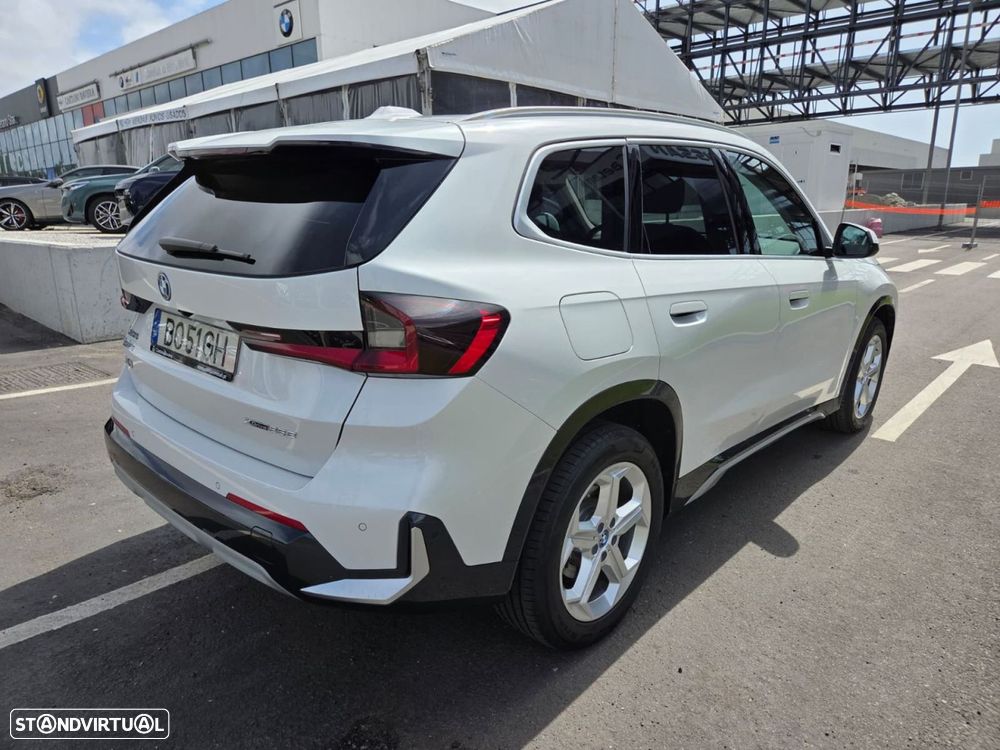 BMW X1 xDrive25e xLine — photo 4