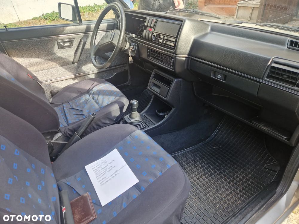 Volkswagen Golf - 16