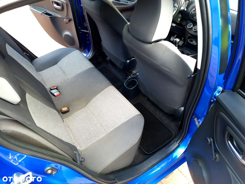 Toyota Yaris 1.5 20th Anniversary - 12