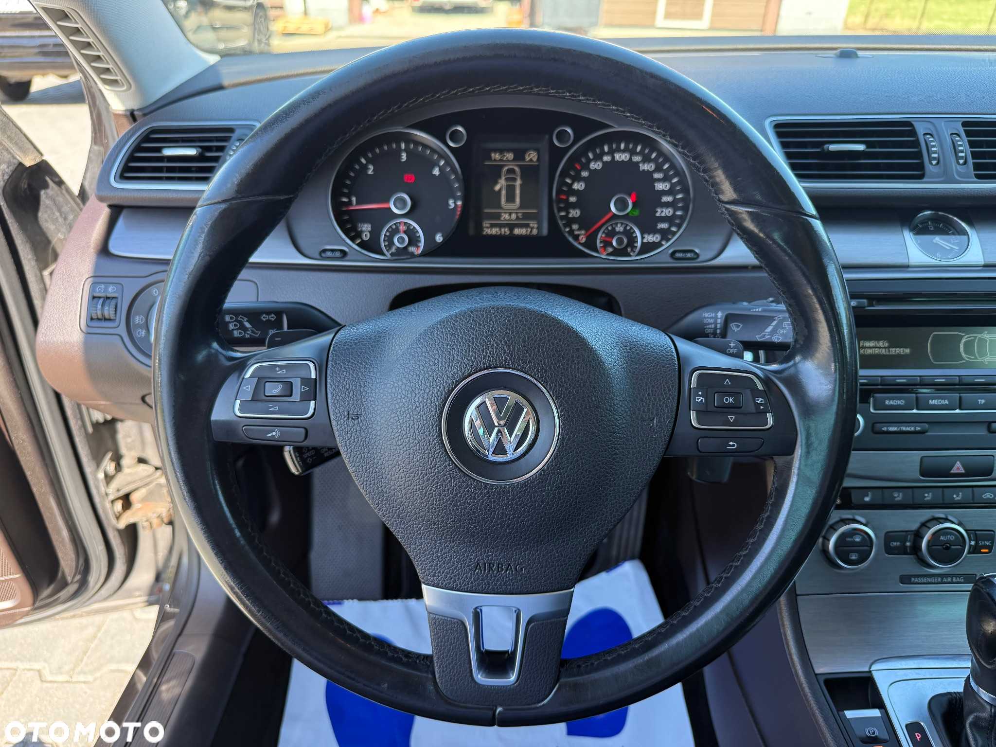 Volkswagen Passat 2.0 TDI Comfortline DSG - 25