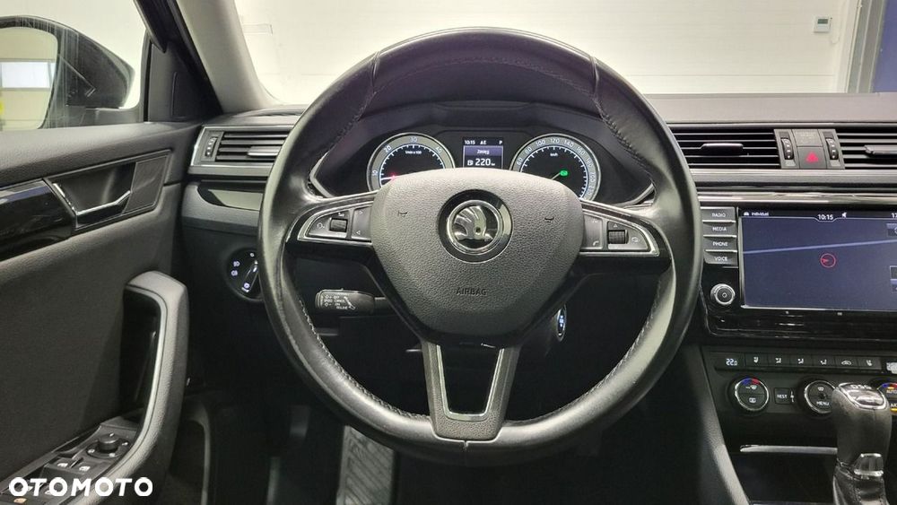 Skoda Superb 2.0 TDI L&K DSG - 13