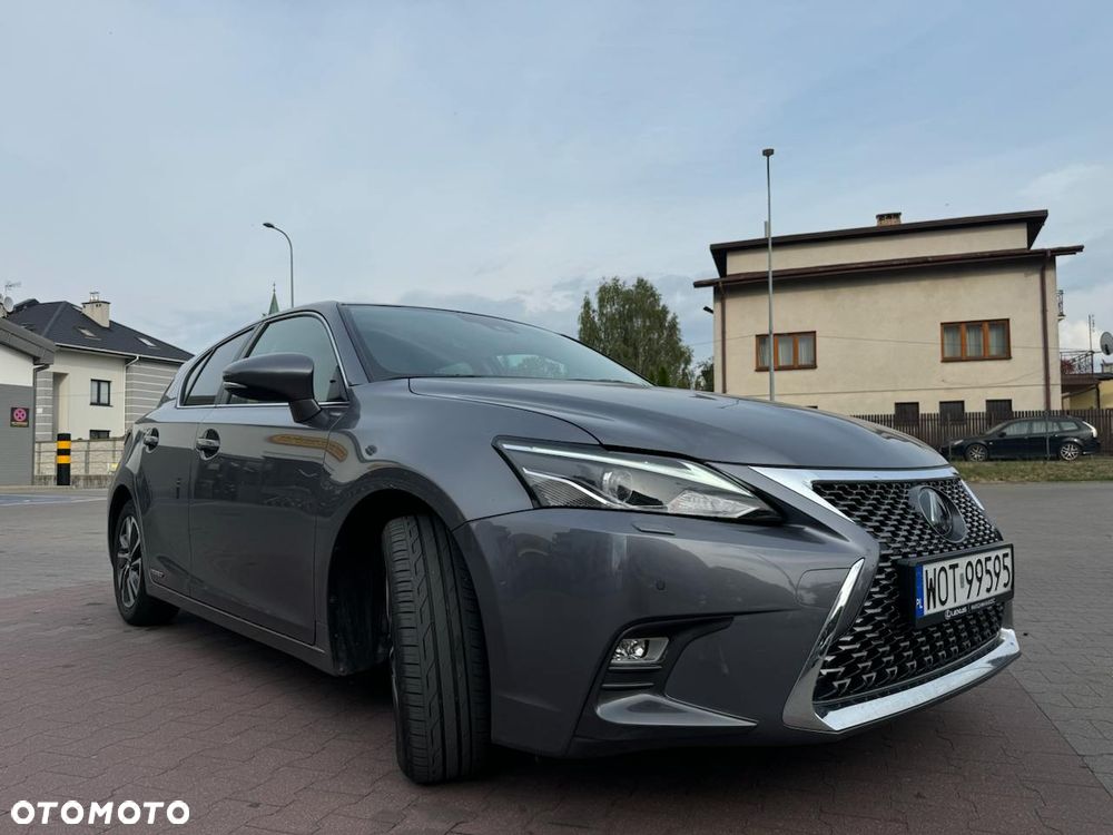 Lexus CT 200h Elegance - 2