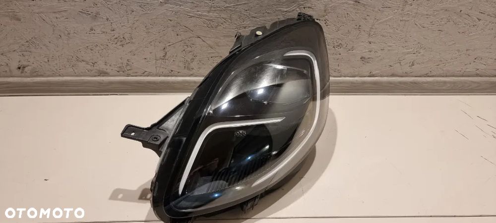Lampa lewa FULL LED FORD PUMA ST-line MK2 - 1