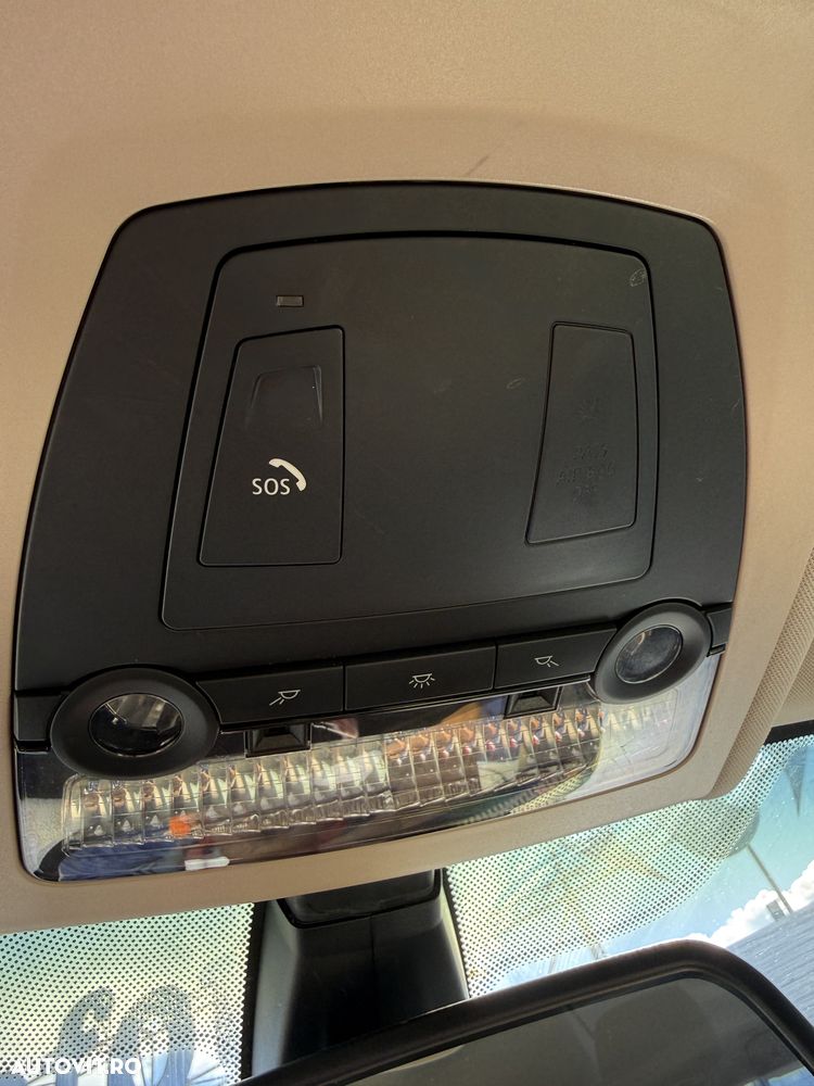 BMW Seria 5 520d Aut. - 34