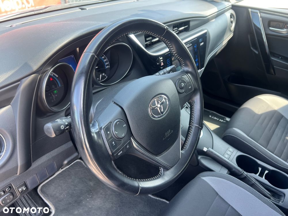 Toyota Auris - 18