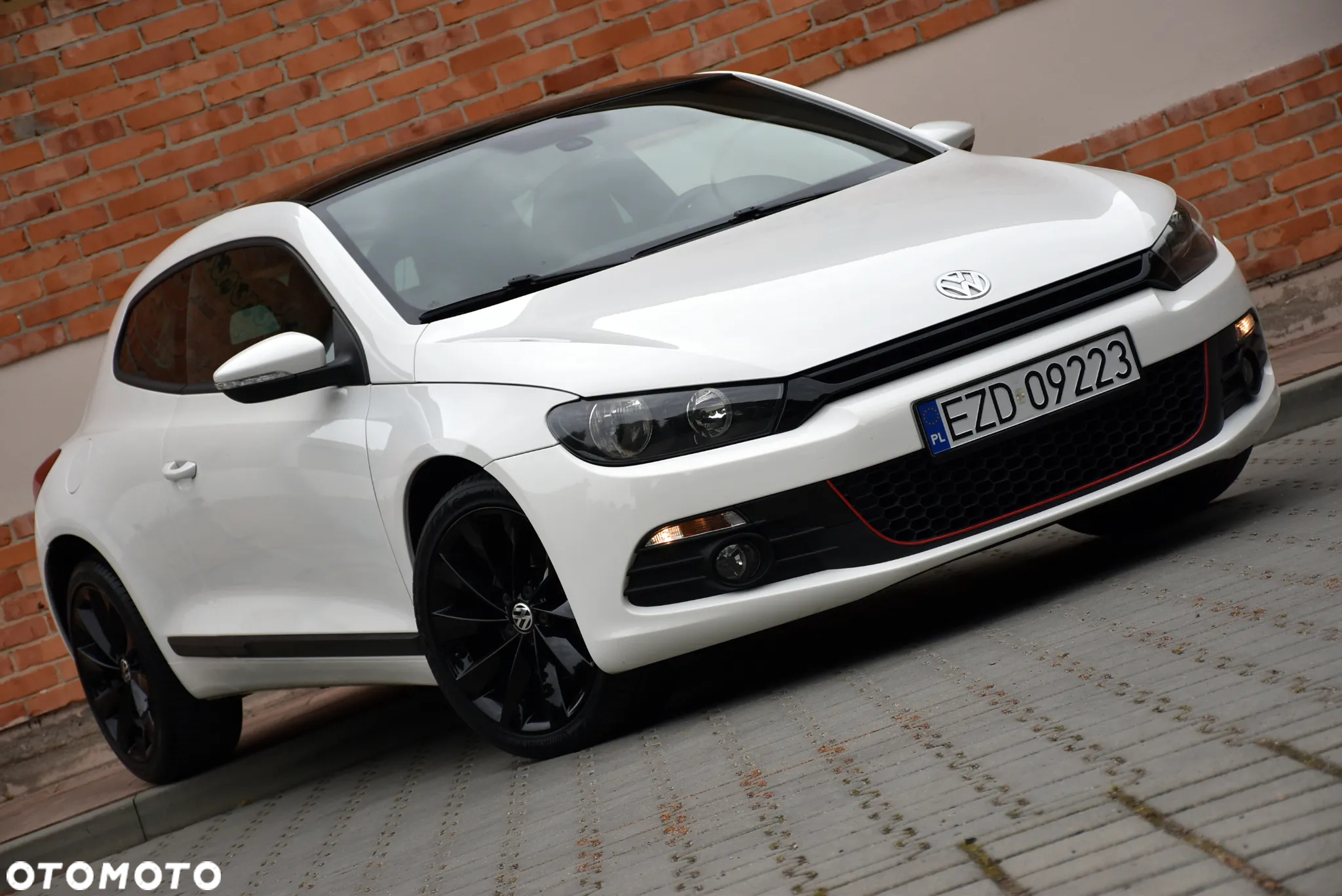 Volkswagen Scirocco 2.0 TDI Edition - 2
