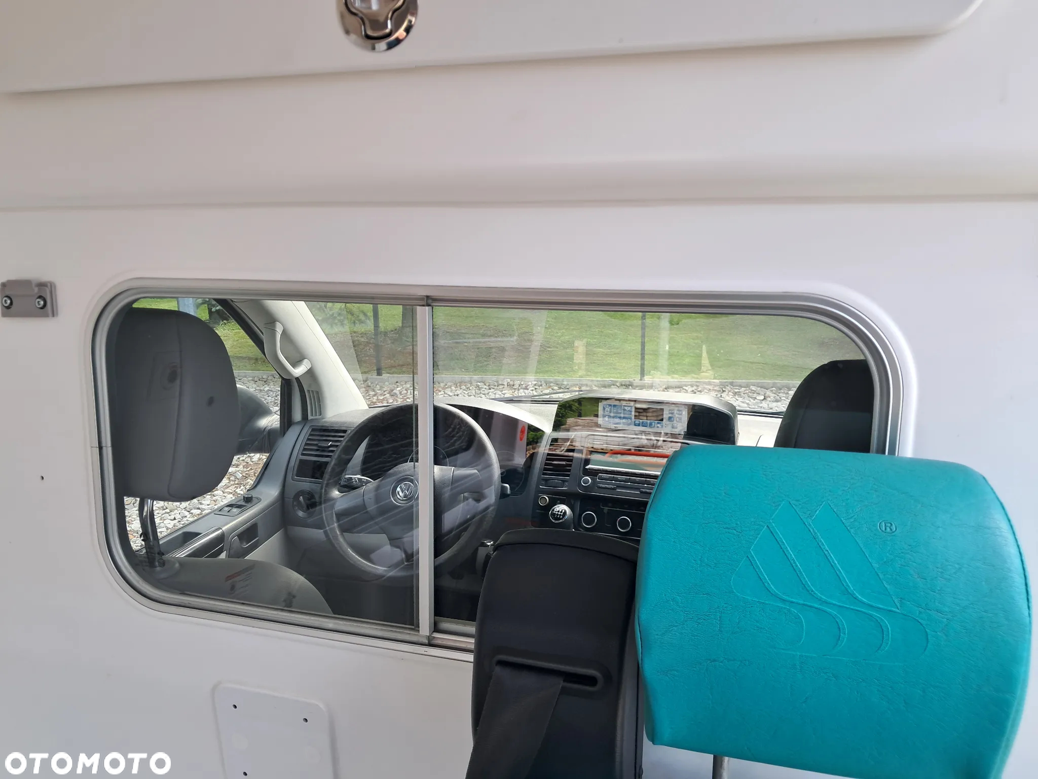 Volkswagen Transporter T5 Karetka Ambulans 4X4 - 13