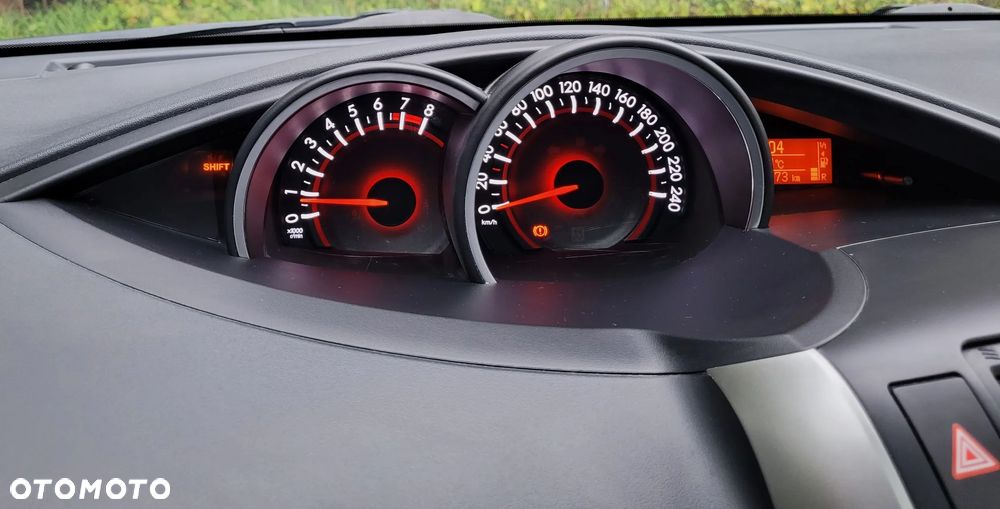 Toyota Verso 1.6 Premium - 20