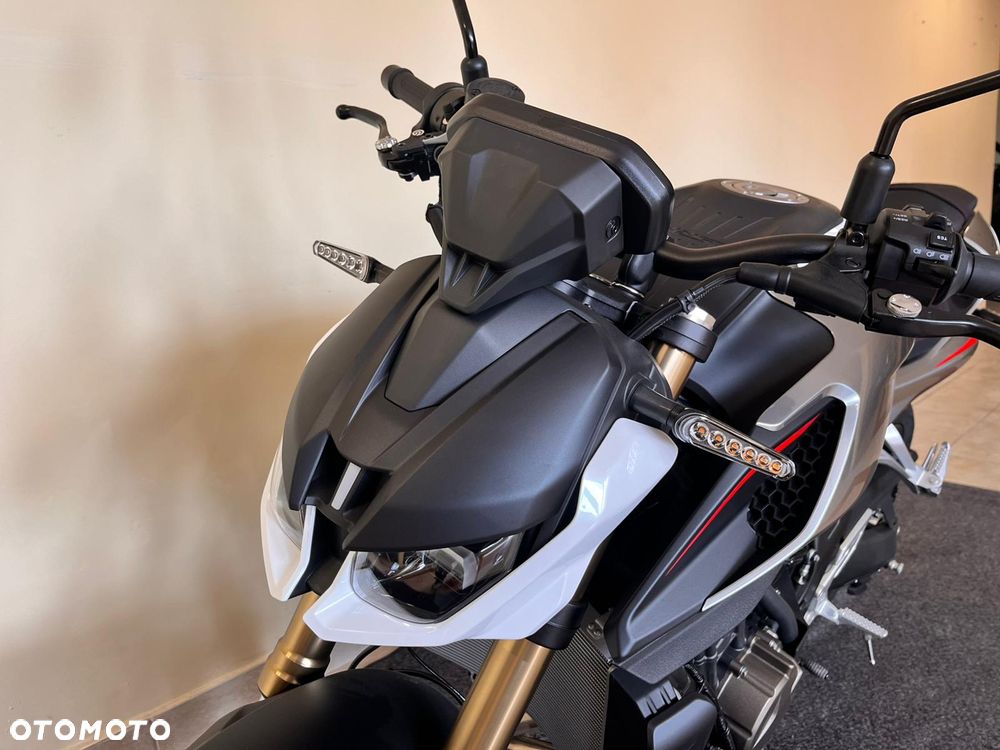 QJMOTOR SRK 800 - 11