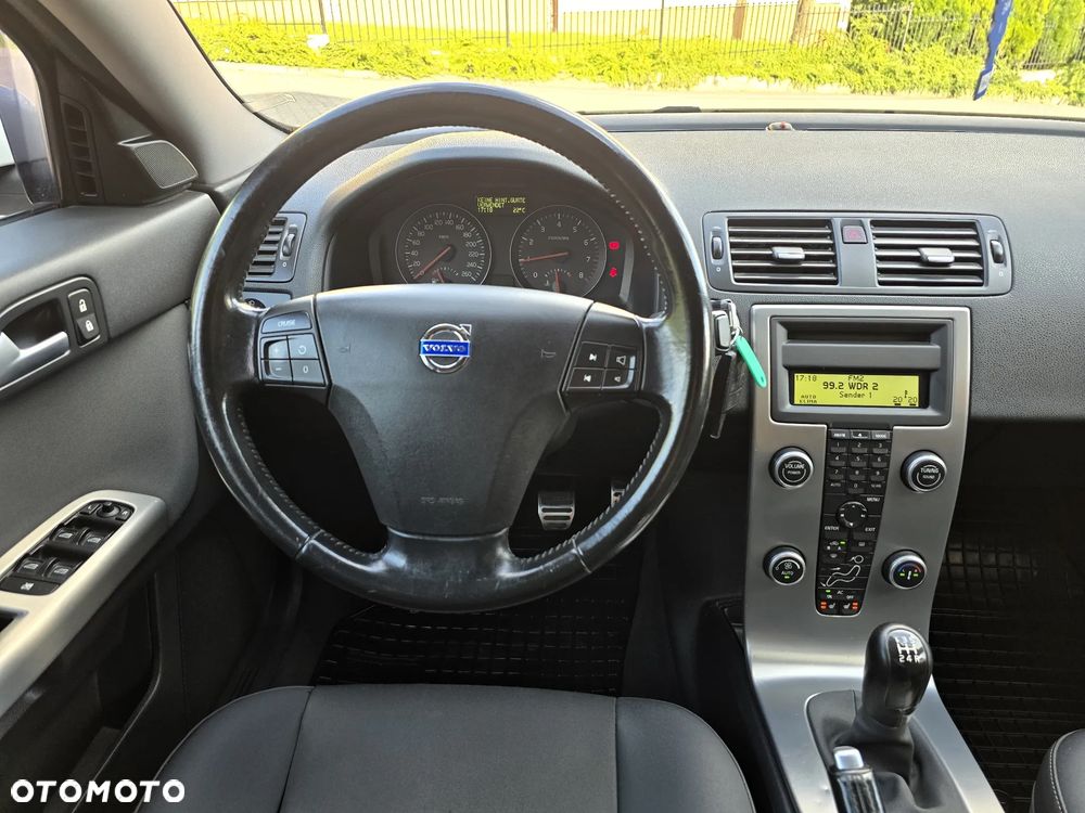 Volvo S40 1.8 Momentum - 25