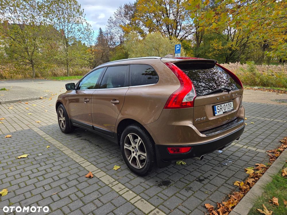 Volvo XC 60 D5 AWD Summum - 6