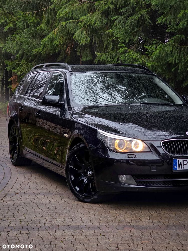 BMW Seria 5 525d - 2