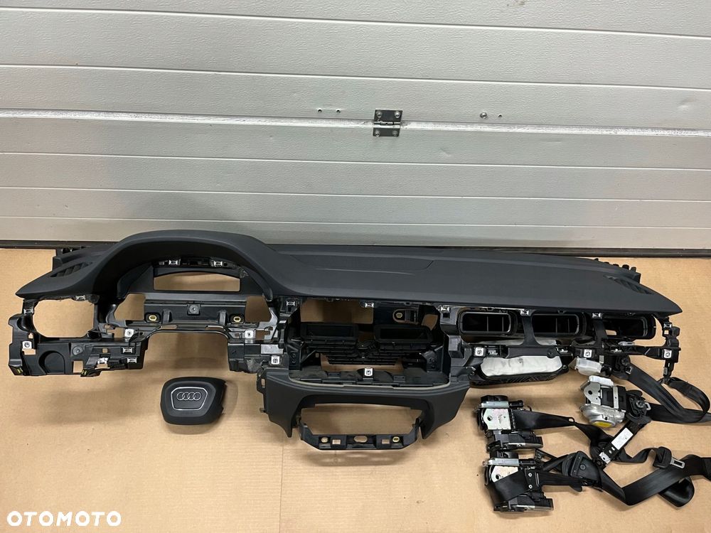 KONSOLA AUDI Q7 4M0 SQ7 AIRBAG PASY HEADUP SOUL CZARNA KOKPIT ORYGINAŁ - 2