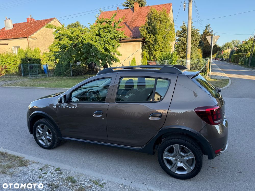 Dacia Sandero 0.9 TCe SL Celebration S&S - 15