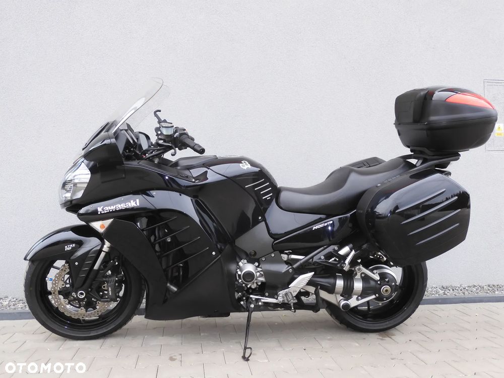 Kawasaki GTR - 26