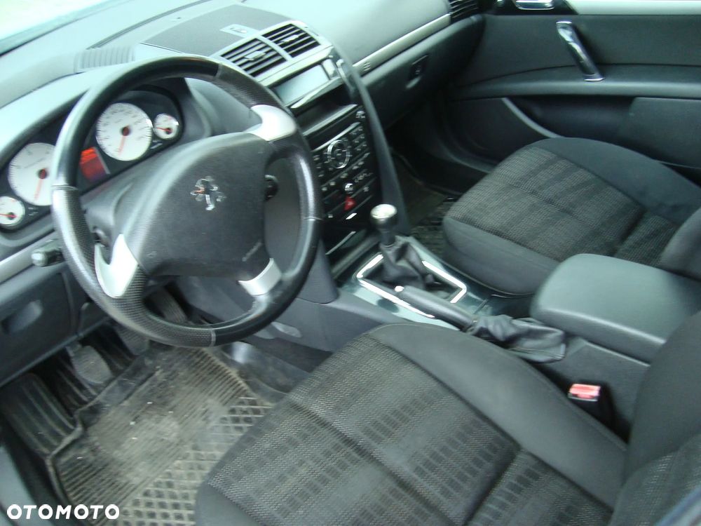 Peugeot 407 - 9