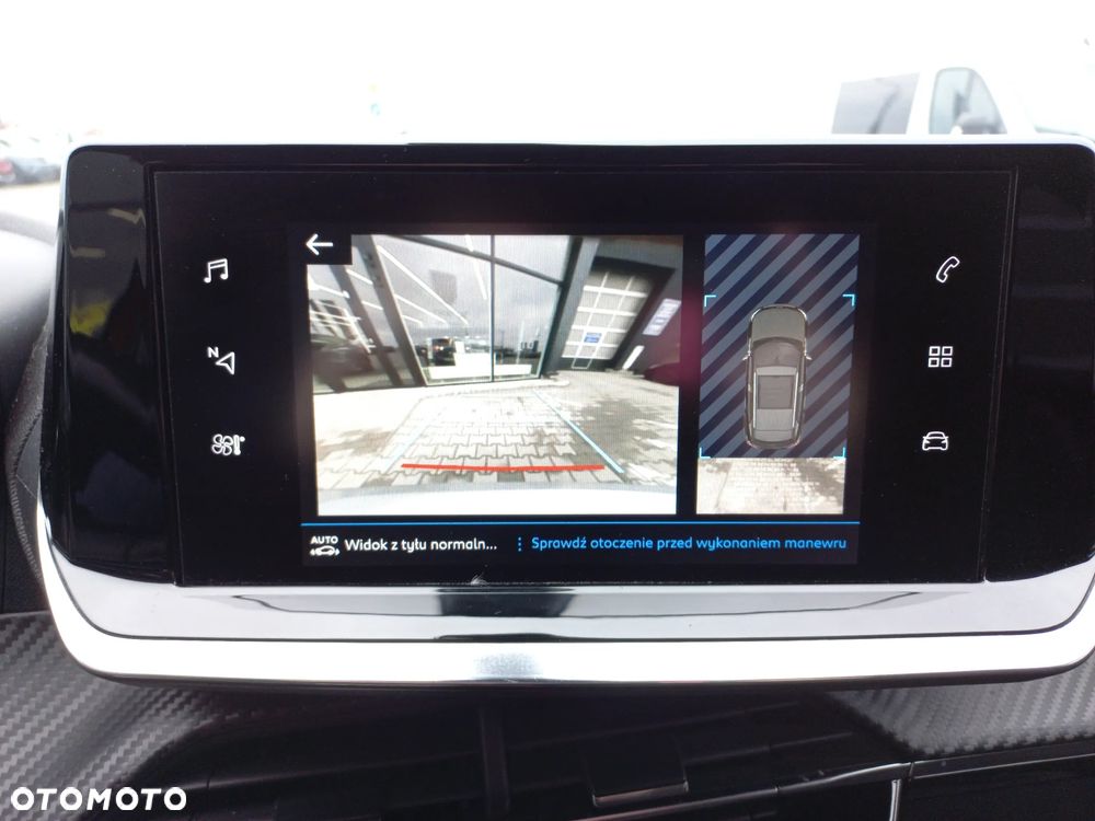 Peugeot 2008 1.5 BlueHDi Allure S&S - 19