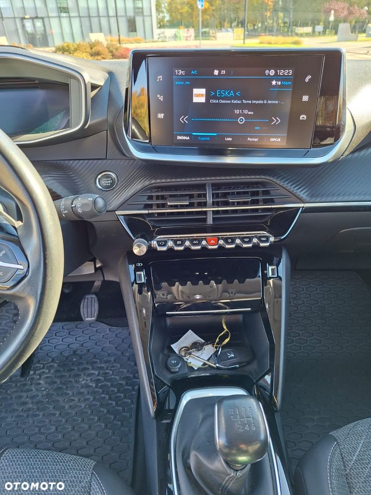 Peugeot 2008 - 20