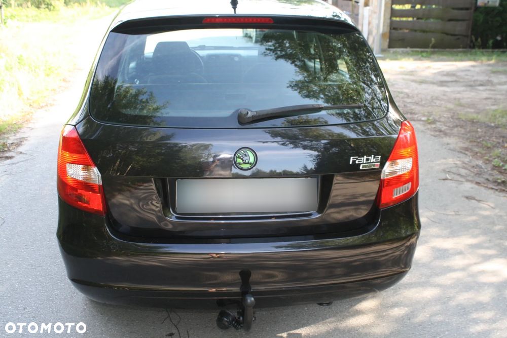 Skoda Fabia 1.2 HTP Elegance - 13