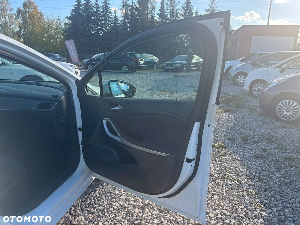 Opel Astra - 34