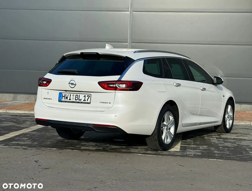 Opel Insignia 2.0 CDTI Cosmo S&S - 9