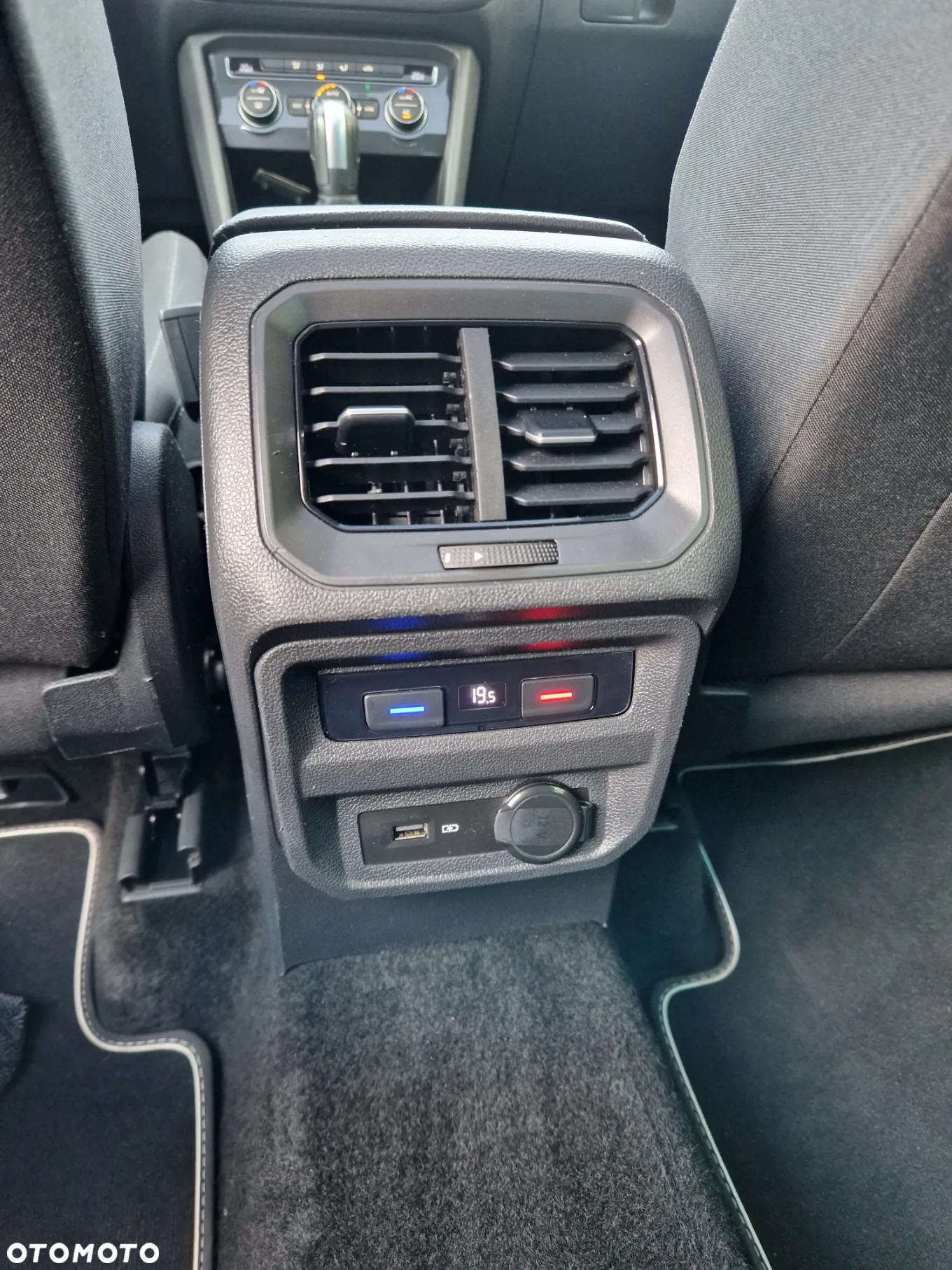 Volkswagen Tiguan 2.0 TDI SCR DSG R-Line - 15