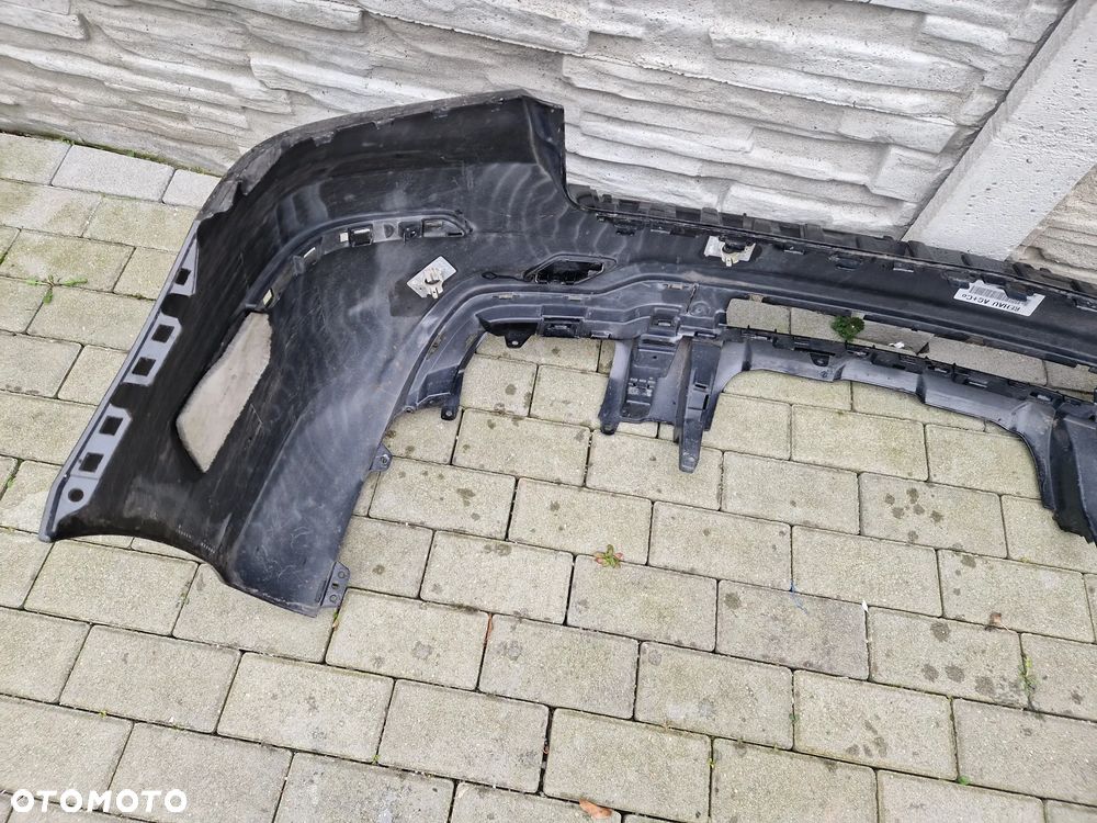 Zderzak Mercedes W204 Glk amg tyl - 9