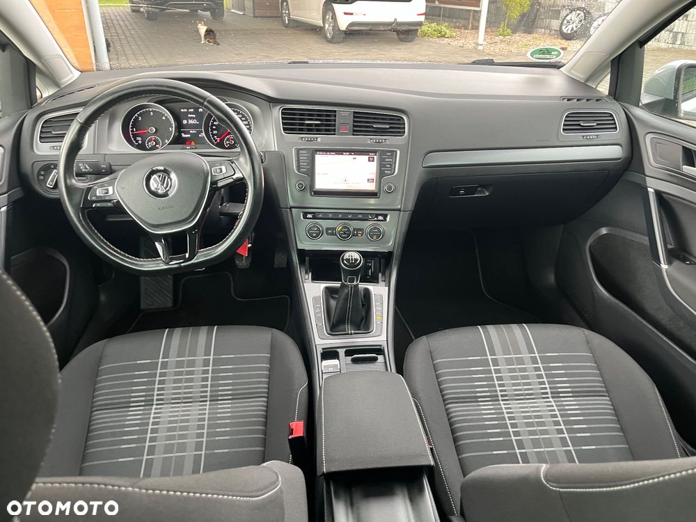 Volkswagen Golf 1.6 TDI BlueMotion Technology Lounge - 13
