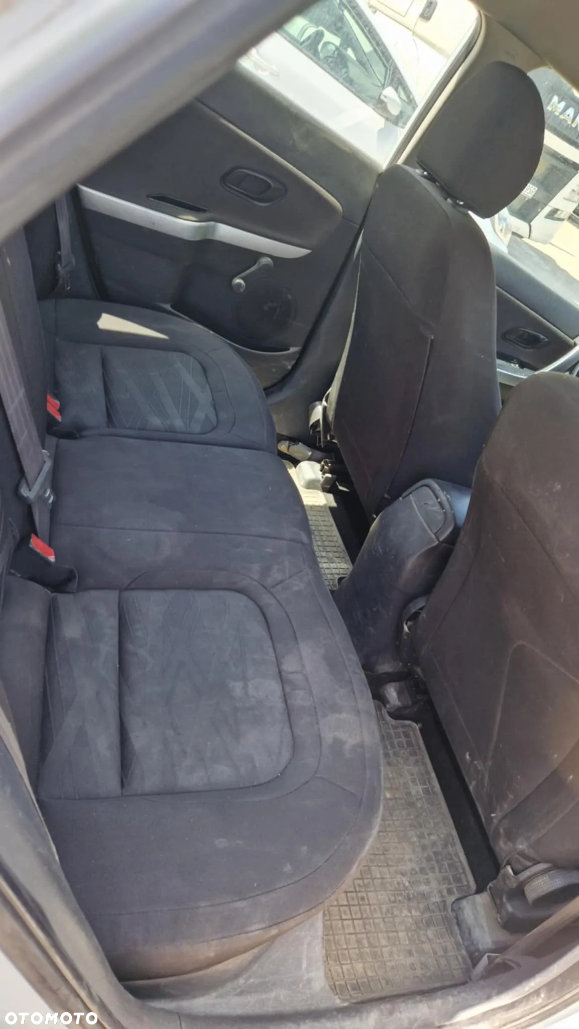 Kia Ceed - 4