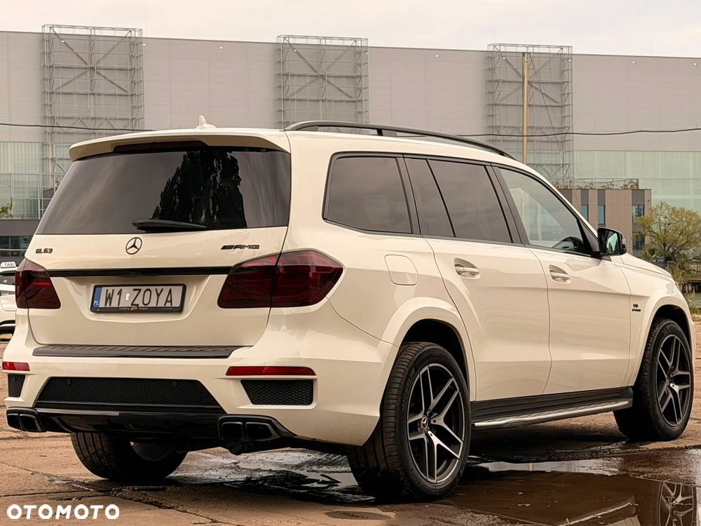 Mercedes-Benz GL 63 AMG - 27