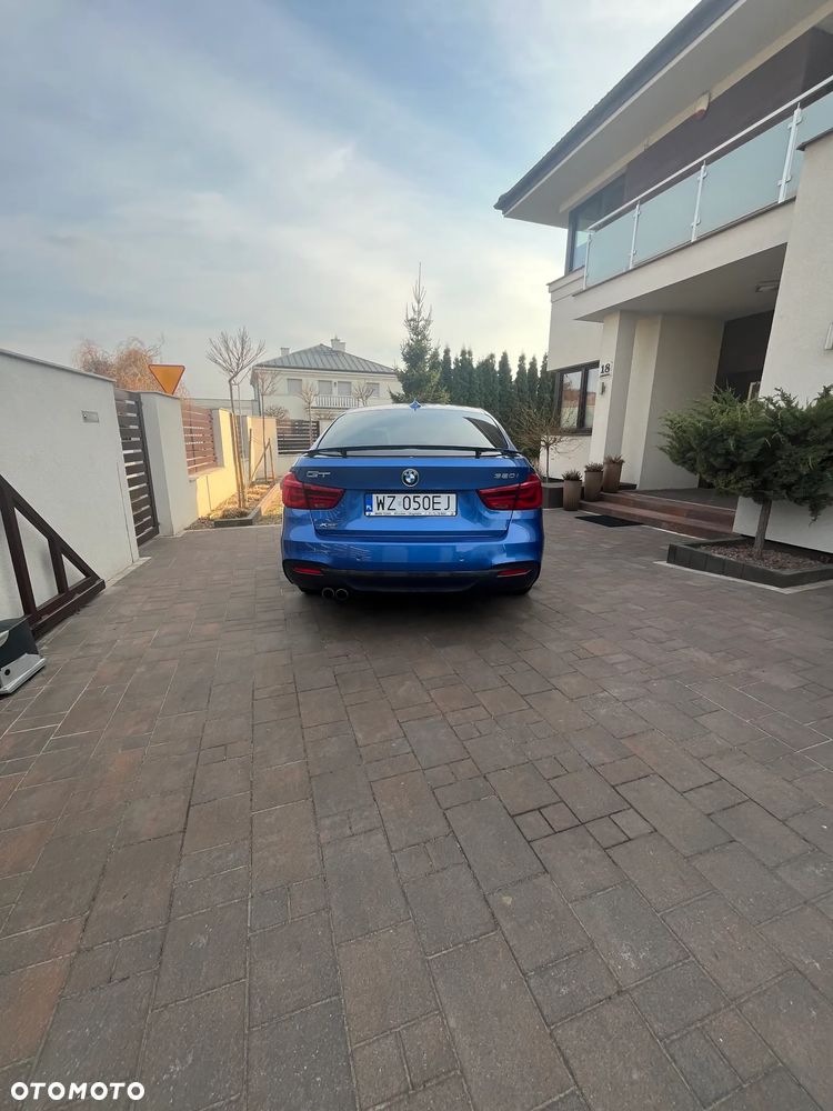 BMW 3GT 320i xDrive M Sport - 3