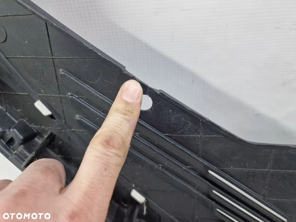 KIA SORENTO IV 4 20- OSŁONA PASA PRZEDNIEGO + LISTWA GÓRNA ZDERZAKA PRZEDNIEGO PRZÓD , NR 86370-P2000 , NR AUKCJI DT870 - 26