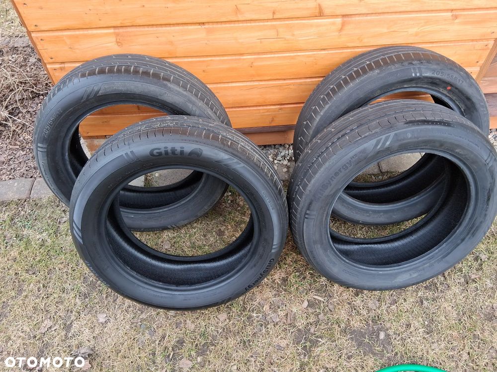 Giti Synergy H2 205/55R17 - 4