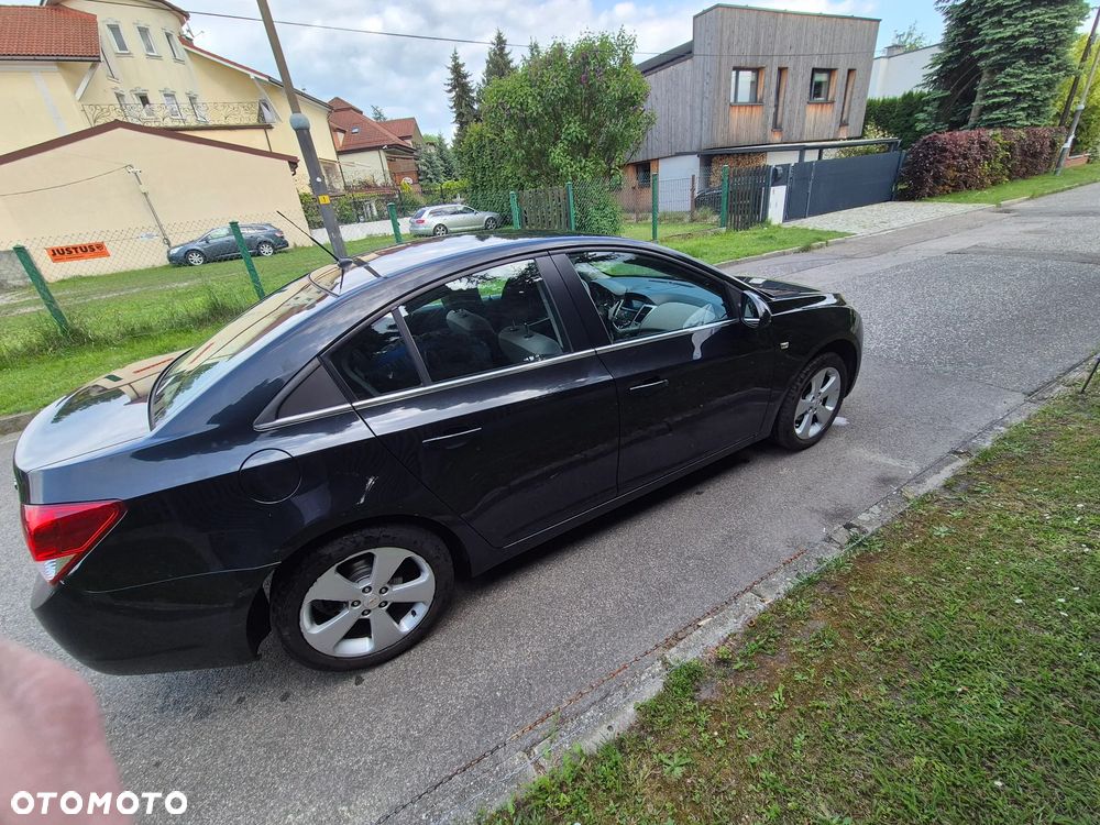 Chevrolet Cruze - 5