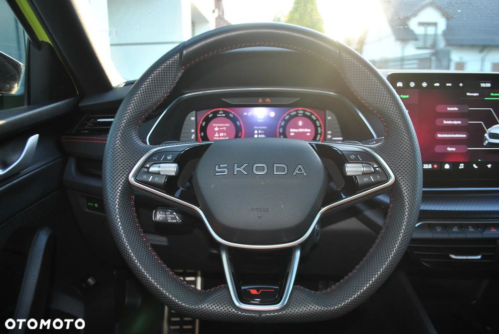 Skoda Octavia 2.0 TSI RS DSG - 31