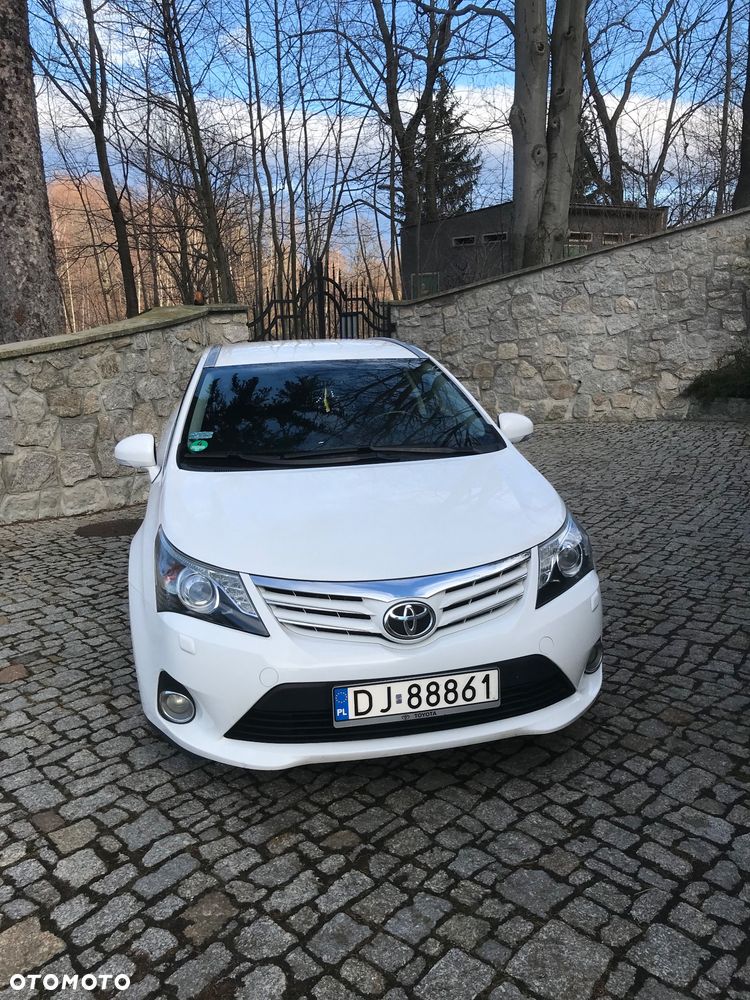 Toyota Avensis - 1