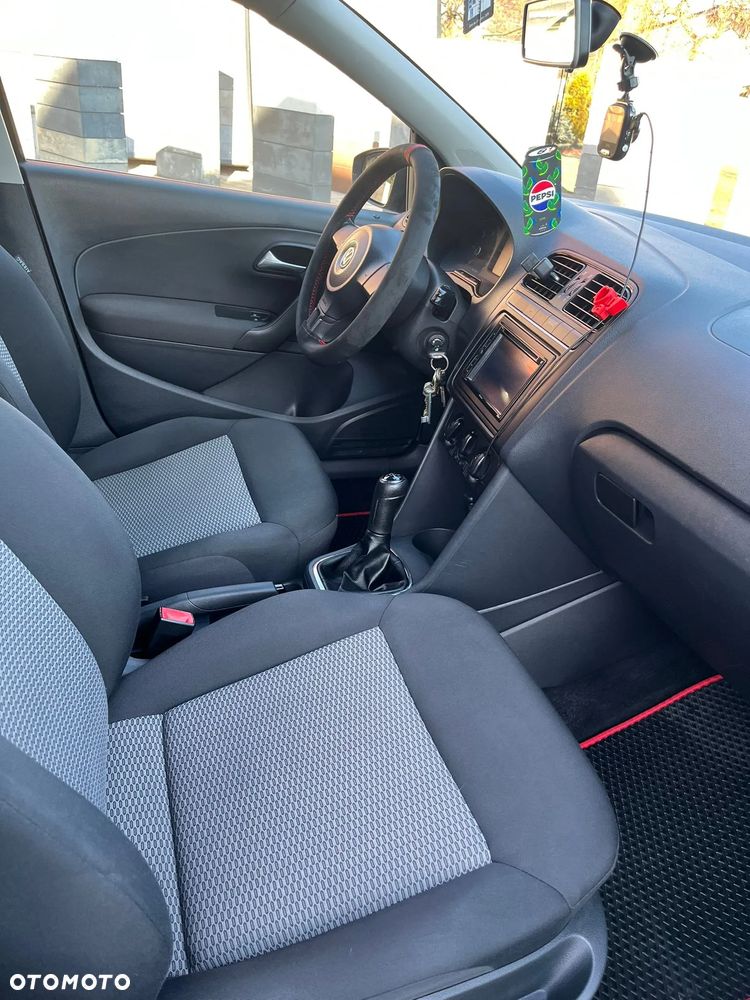 Volkswagen Polo 1.6 TDI DPF Trendline - 9