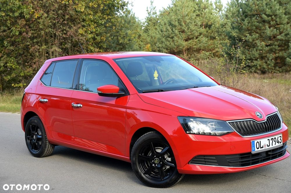 Skoda Fabia 2015 photo 5