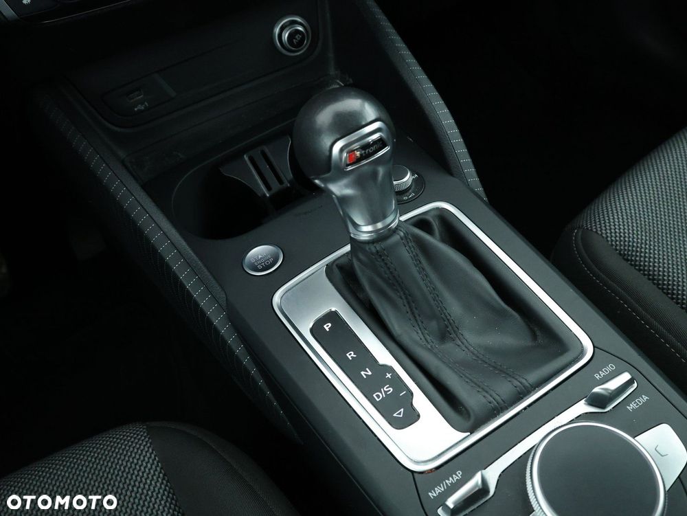 Audi Q2 - 18