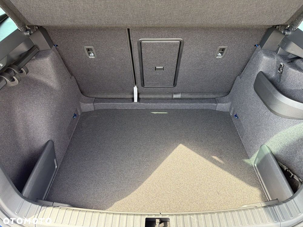 Skoda Karoq 1.5 TSI ACT Sportline DSG - 25