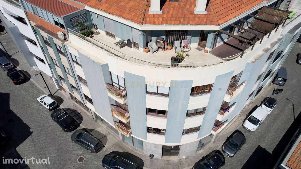 T3 + 1 com Terraço: O seu refúgio entre a Cidade e o Mar em Leça da Pa - Grande imagem: 2/18