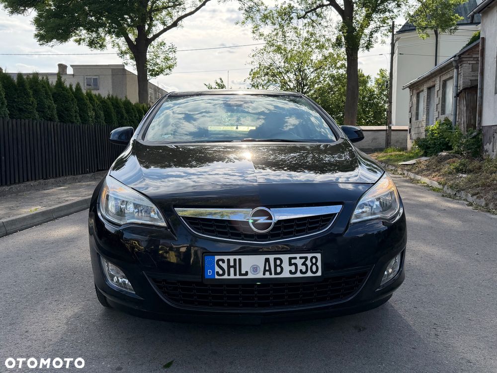 Opel Astra 1.6 150 Jahre - 2