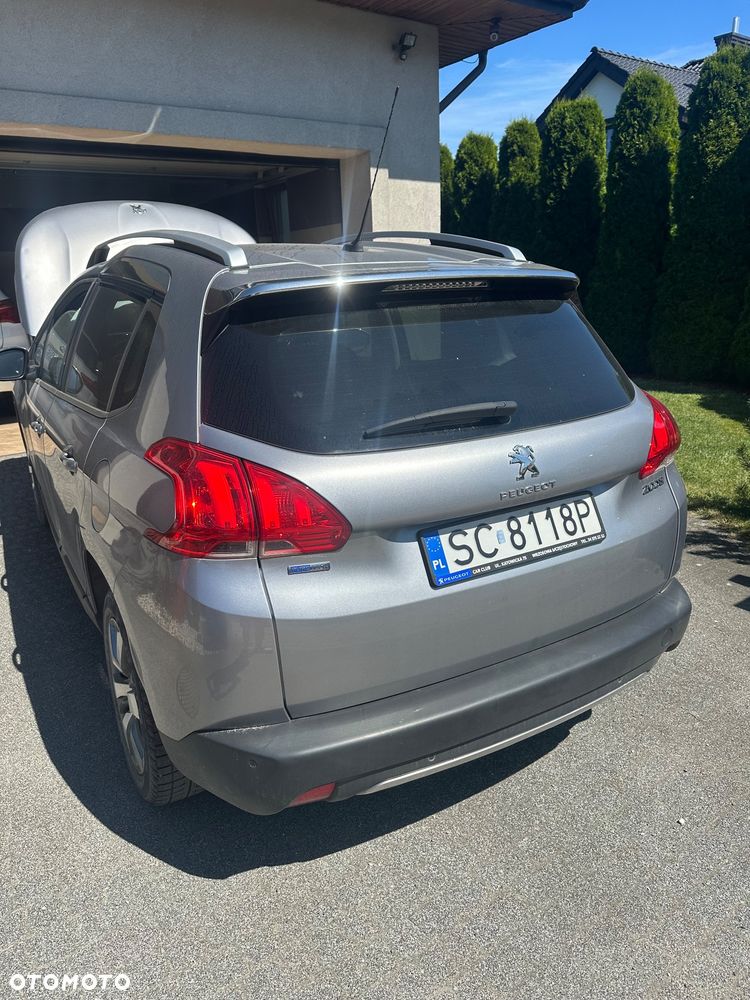 Peugeot 2008 1.2 Pure Tech Active S&S - 4