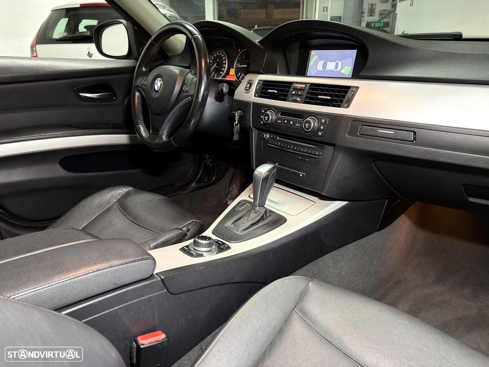 BMW 320 d Navi. Sport Auto - 13